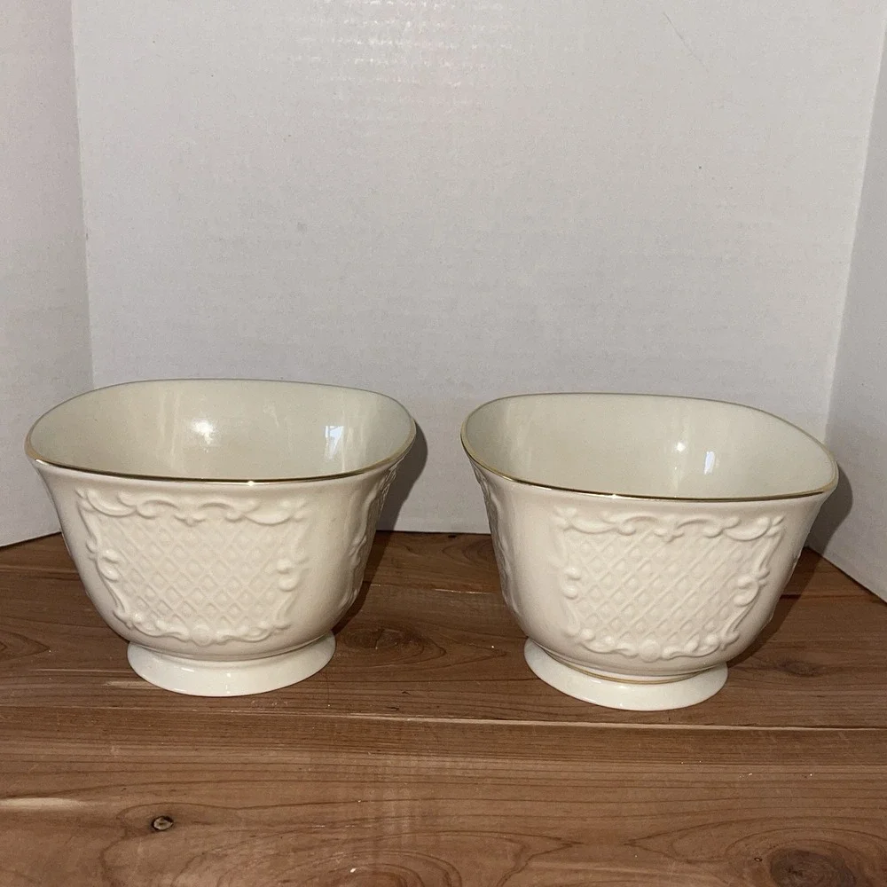 2 Lenox Canterbury Ivory Porcelain Square Footed Nut Bowl Candy Dish 24K Gold